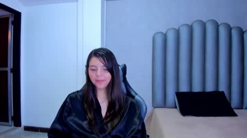 charlottee_starr online show from January 14, 9:01 pm