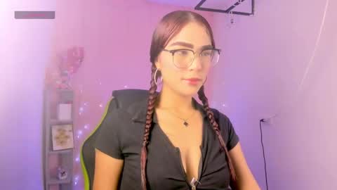 charlotteee online show from September 30, 3:39 am