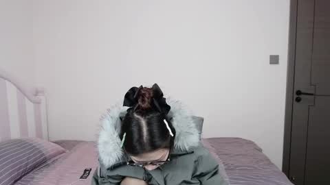 Charlotte online show from February 12, 1:59 pm