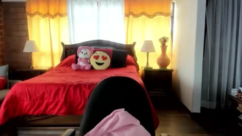 Charlotte online show from February 21, 4:32 pm