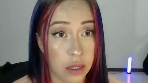 charlottezoe online show from March 1, 7:56 am