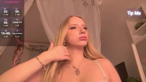 Charlotte online show from November 26, 6:48 pm