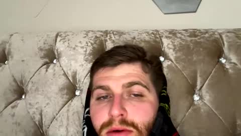 charmerboi2 online show from April 25, 8:49 am