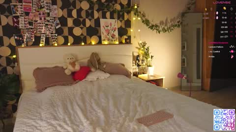 my fansly Charming daisy              My Wishlist  for new toys     online show from February 3, 2:10 pm