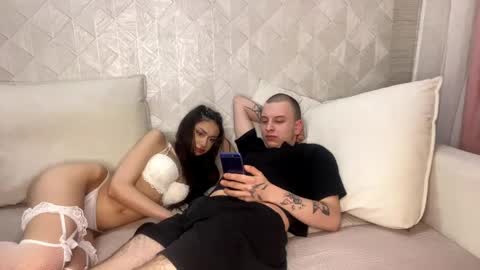 Vin and Katie online show from April 18, 7:07 pm