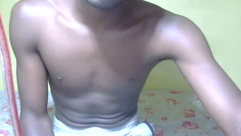 charmzboy online show from October 5, 8:01 am