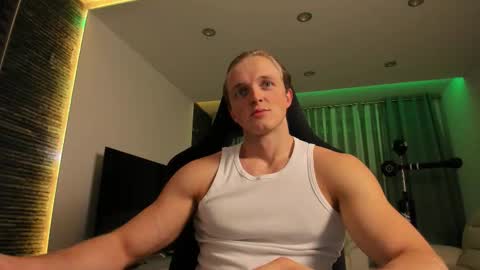 Chase Reed online show from December 1, 8:40 pm