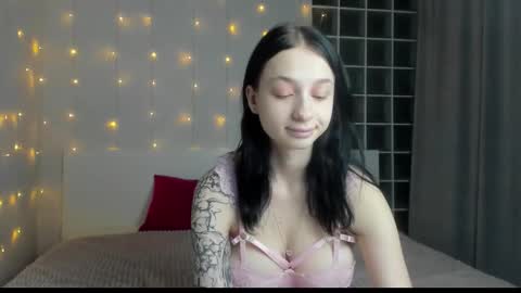 Alice online show from October 3, 1:15 am