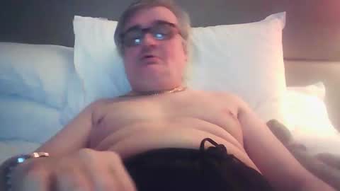 lee online show from March 14, 7:29 pm