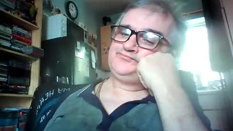 lee online show from July 27, 1:19 pm