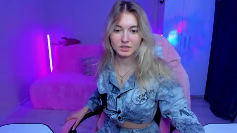 Betty online show from May 11, 6:09 am