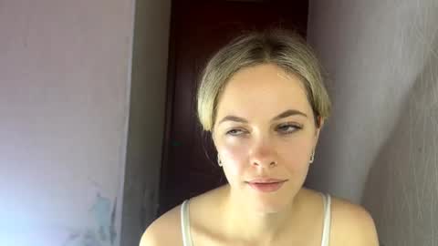 Milissa online show from September 28, 1:20 pm