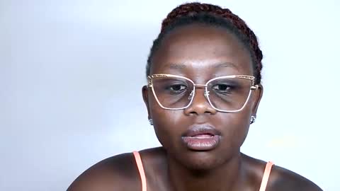 Snapshot of cheeky_charms chatting on September 15, 6:42 pm cheeky_charms online show from September 15, 6:42 pm