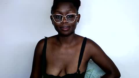 cheeky_charms online show from October 10, 2:56 pm