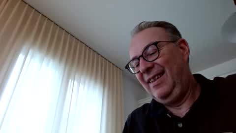 cheer2u online show from February 5, 1:47 pm