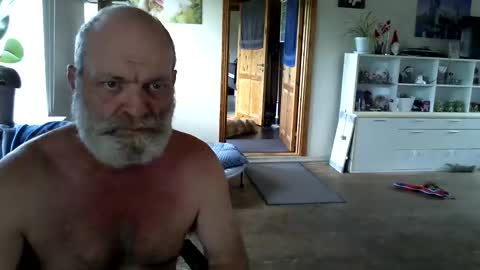 chefben666 online show from May 13, 8:13 am