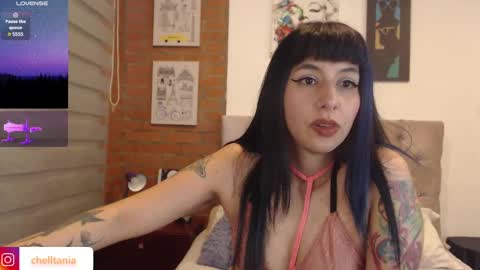 Snapshot of chell_gh chatting on September 17, 7:28 pm Tania online show from September 17, 7:28 pm