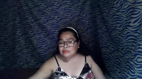 chenita_kits online show from November 27, 5:31 pm