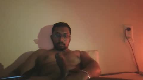 chennaibull1011 online show from February 26, 6:11 pm