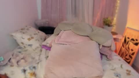 cherries_and_wine_ online show from March 3, 10:17 pm