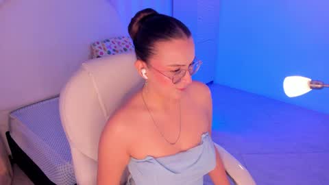 Cherry online show from April 8, 2:36 am