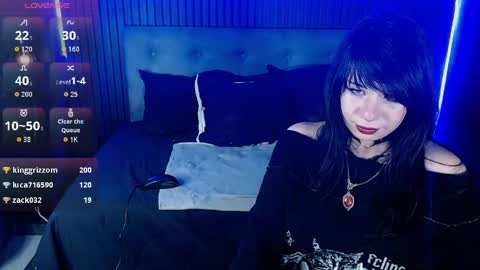 cherry_darck online show from April 18, 7:07 pm