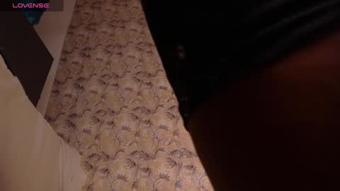 Snapshot of cherry_guerrera chatting on January 12, 10:43 pm Ask me  online show from January 12, 10:43 pm