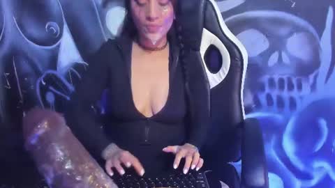 cherry jenklins87 online show from June 12, 2:38 pm