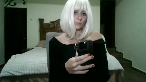 Snapshot of cherryblushxo chatting on September 23, 2:38 am cherryblushxo online show from September 23, 2:38 am