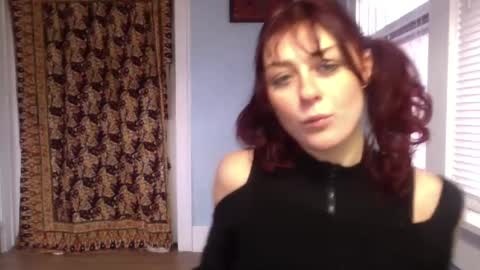 Snapshot of cherryblushxo chatting on December 17, 4:00 pm cherryblushxo online show from December 17, 4:00 pm