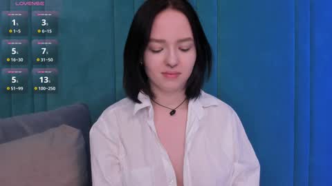 love online show from December 12, 8:43 pm