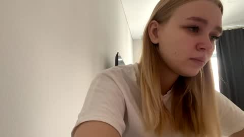Lei online show from May 10, 9:26 am
