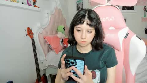 cherrycute666 online show from March 6, 5:50 am