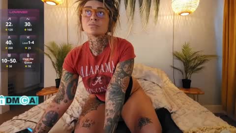 Chevi Blue online show from September 24, 2:24 pm