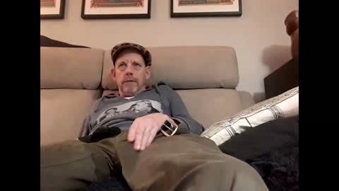 Snapshot of chevy69 chatting on February 26, 1:03 am chevy69 online show from February 26, 1:03 am