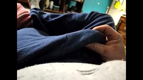 chevyman3219 online show from November 27, 2:41 am