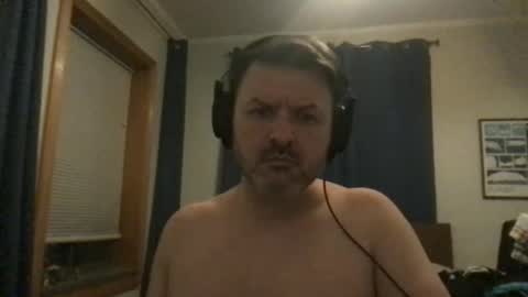 chicagoguy7183 online show from February 19, 5:39 am