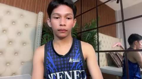 chick_renz online show from June 22, 10:55 am