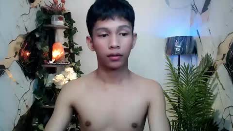 chick_renz online show from October 11, 11:08 pm