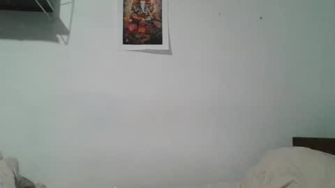 Bella online show from March 30, 6:41 pm