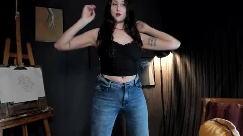 Nina   online show from March 4, 6:05 pm