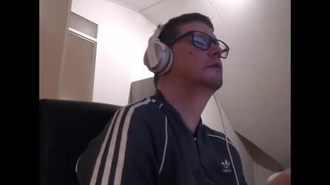 chillzonecam online show from March 14, 6:56 pm