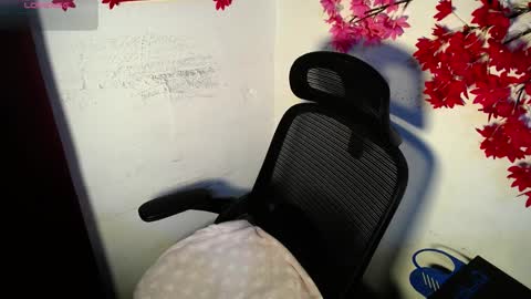 chleo_rosse online show from June 5, 12:10 pm