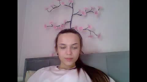 chloe45673 online show from May 23, 3:24 am