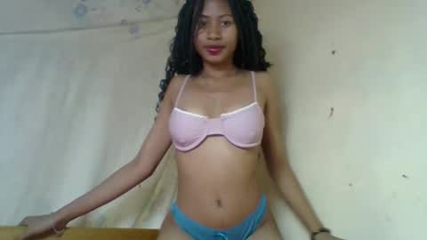 Snapshot of chloe9794 chatting on September 28, 8:01 am chloe9794 online show from September 28, 8:01 am