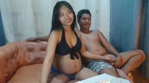 chloe and harlot online show from February 3, 1:04 pm