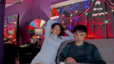 Isabella curly hair - Anastasia short hair  online show from December 18, 10:02 pm