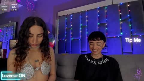 Isabella curly hair - Anastasia short hair  online show from January 4, 8:16 pm