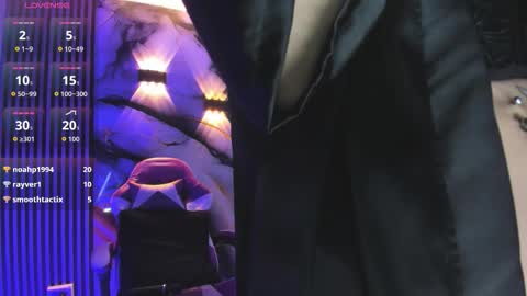 chloe_jacksonn online show from February 18, 11:48 pm