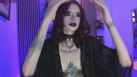 chloe_jacksonn online show from February 21, 10:46 pm
